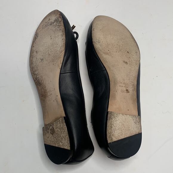 KATE SPADE NEW YORK Willa Leather Ballet Flats Shoes Bow Charm S-118 Sz 8.5 - Picture 8 of 9